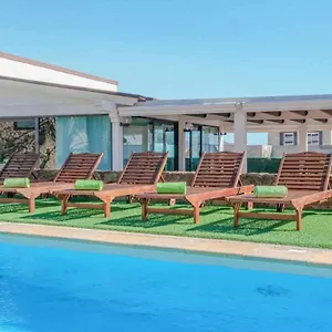 Cobas Con Piscina Y Privada , Triquivijate España